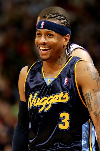 共和报：米兰正考虑冬窗签回41岁的蒂亚戈-席尔瓦（共和报：米兰考虑冬窗重签41岁蒂亚戈-席尔瓦）