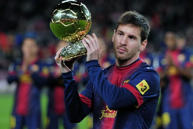 率队成功保级，内马尔晒图：这是艰难的一年，桑托斯，我爱你（带队保级成功，内马尔晒照感叹：这一年太难，桑托斯我爱你）