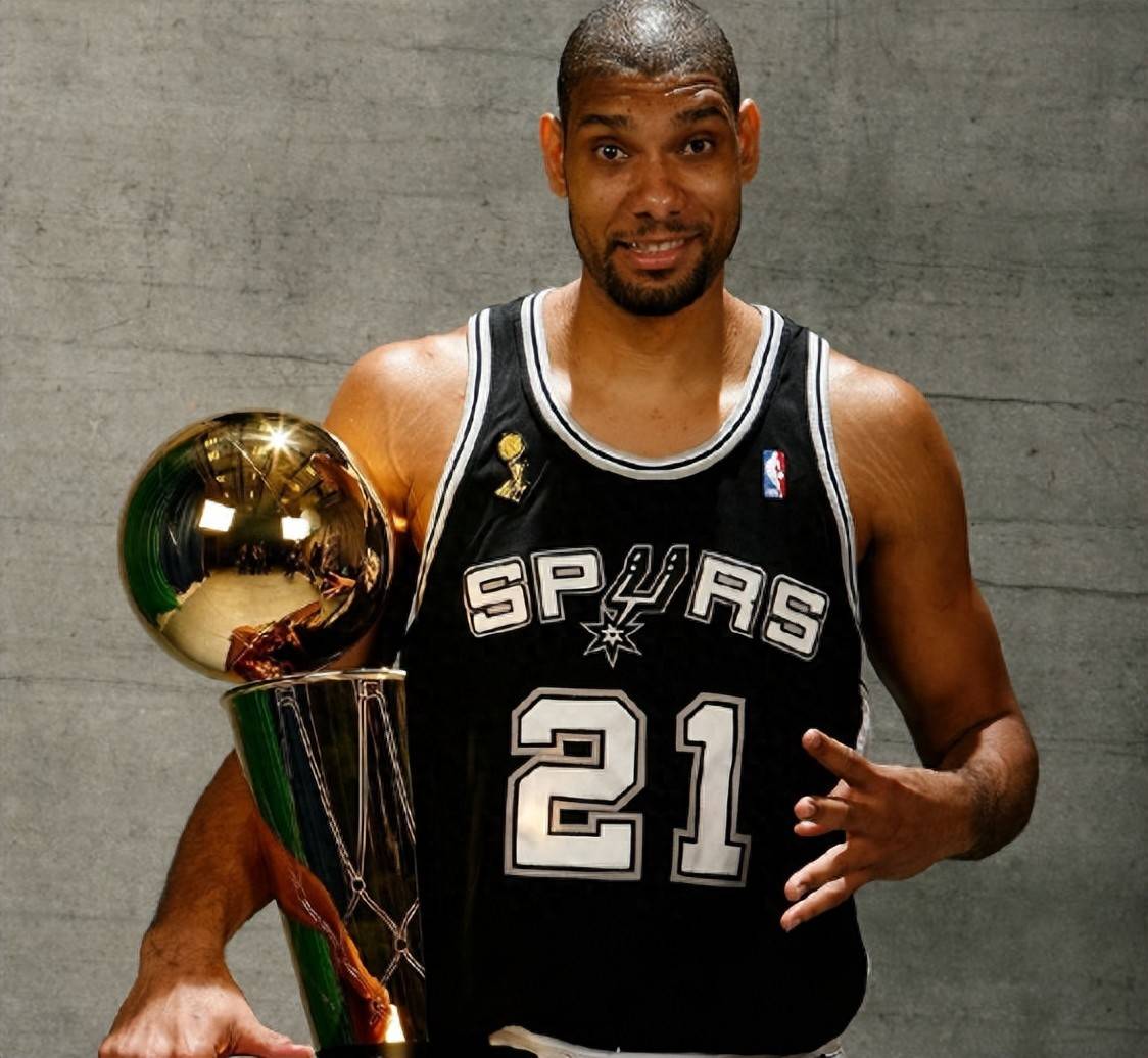 德天空：多支英超豪门关注迪奥曼德，莱比锡要价超1亿欧元（德天空：英超多家豪门追逐迪奥曼德，莱比锡要价超过1亿欧元）